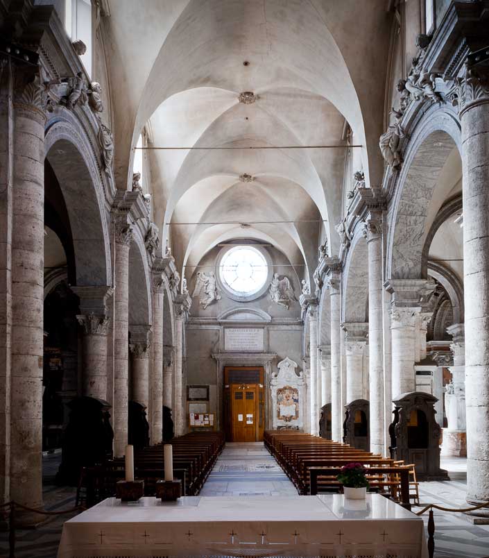 1. Tour della Basilica
